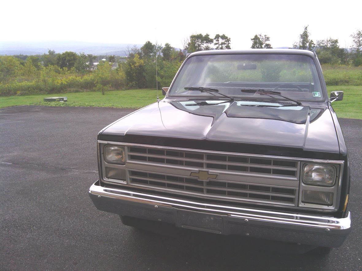 1985 Chevrolet C/K 10 Series for sale by owner in Orrtanna