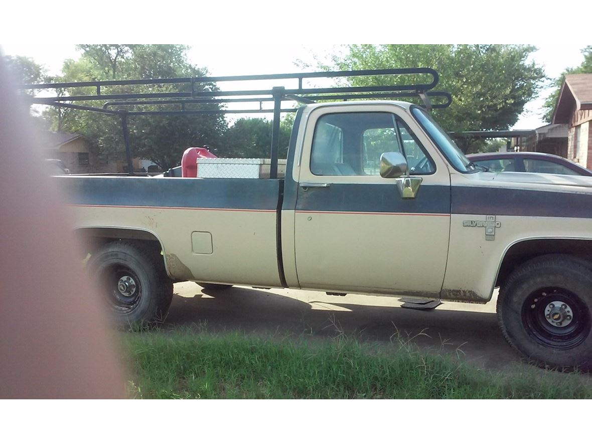 1985 Chevrolet C/K 1500 for sale by owner in Waco