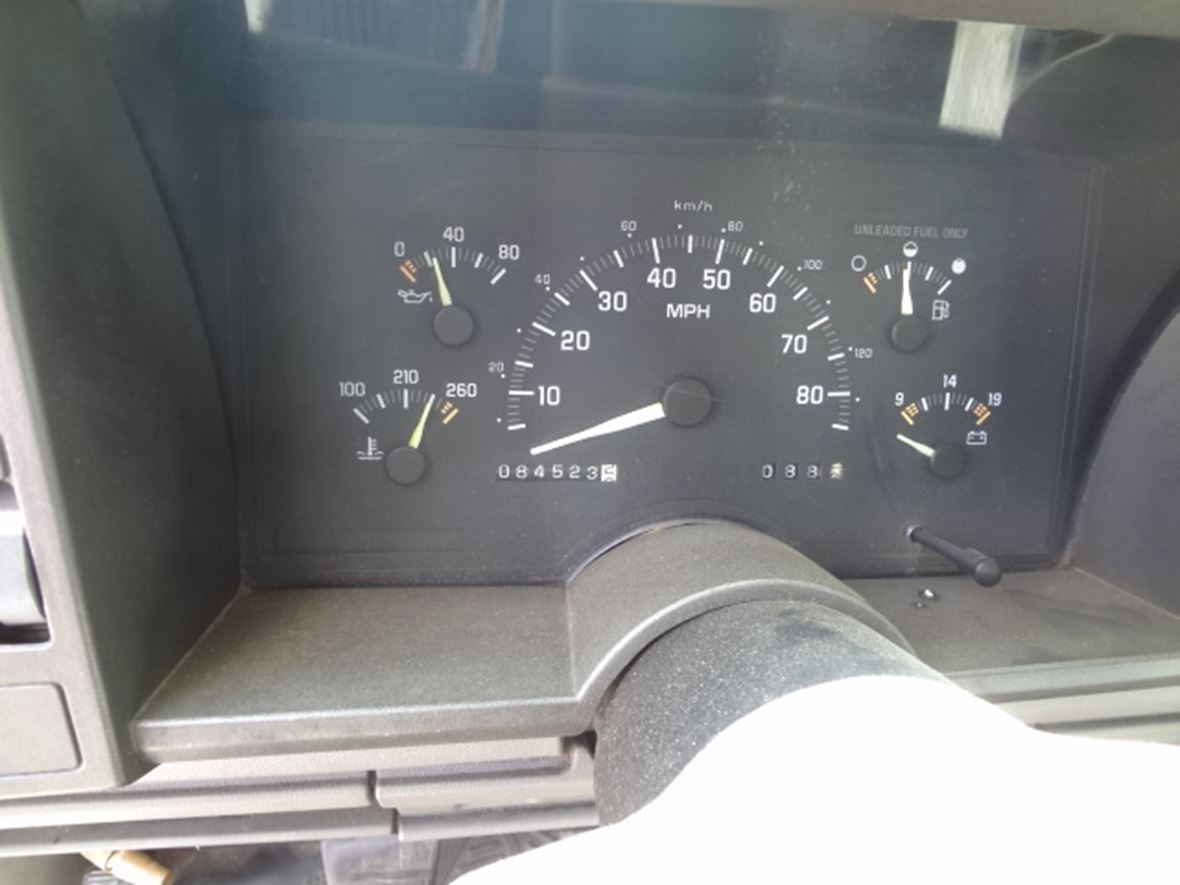 1993 Chevrolet C/K 1500 for sale by owner in Universal City