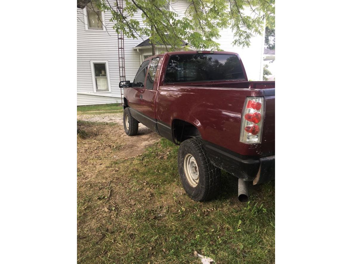 1994 Chevrolet C/K 1500 for sale by owner in Bedford