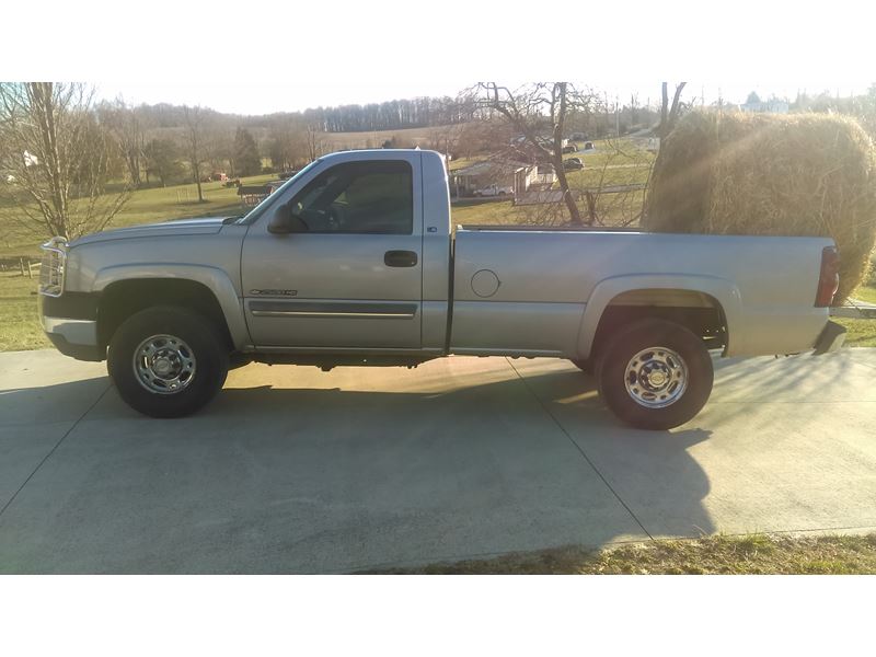 2004 Chevrolet C/K 2500 for sale by owner in Somerset