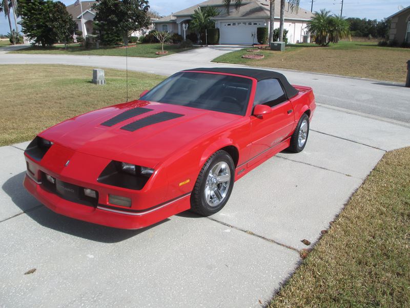 1990 Chevrolet Camaro for sale by owner in Davenport