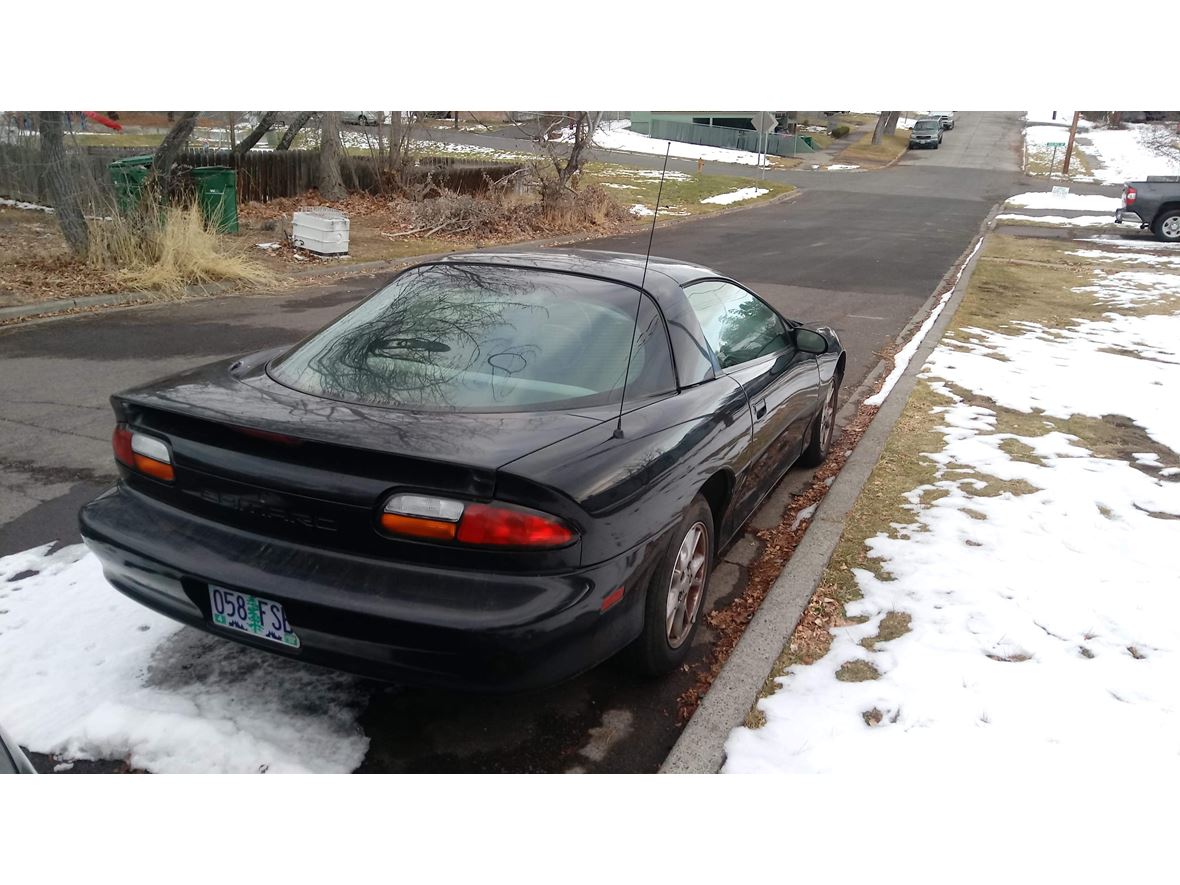 2002 Chevrolet Camaro for sale by owner in Klamath Falls