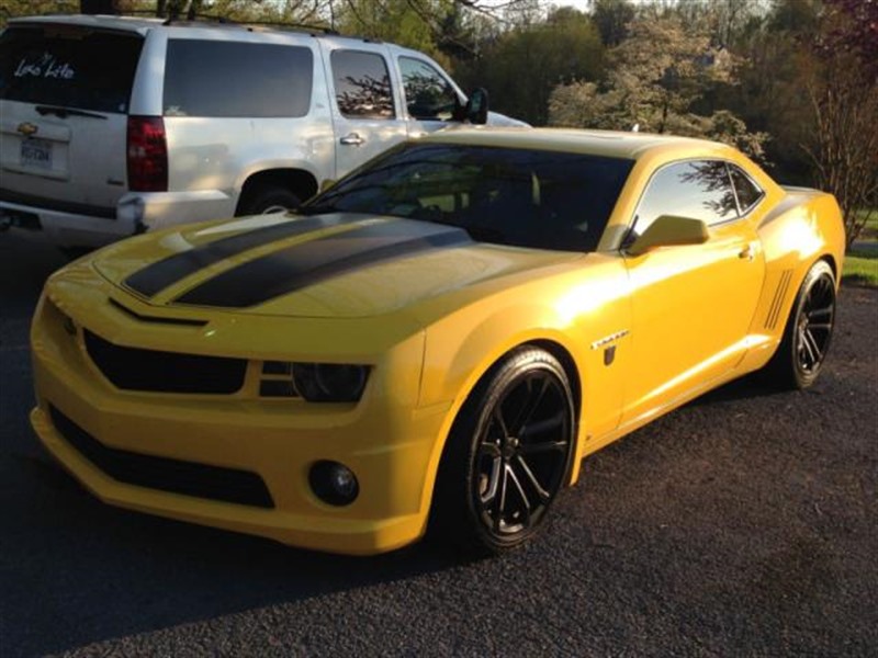2010 Chevrolet Camaro for sale by owner in Springfield