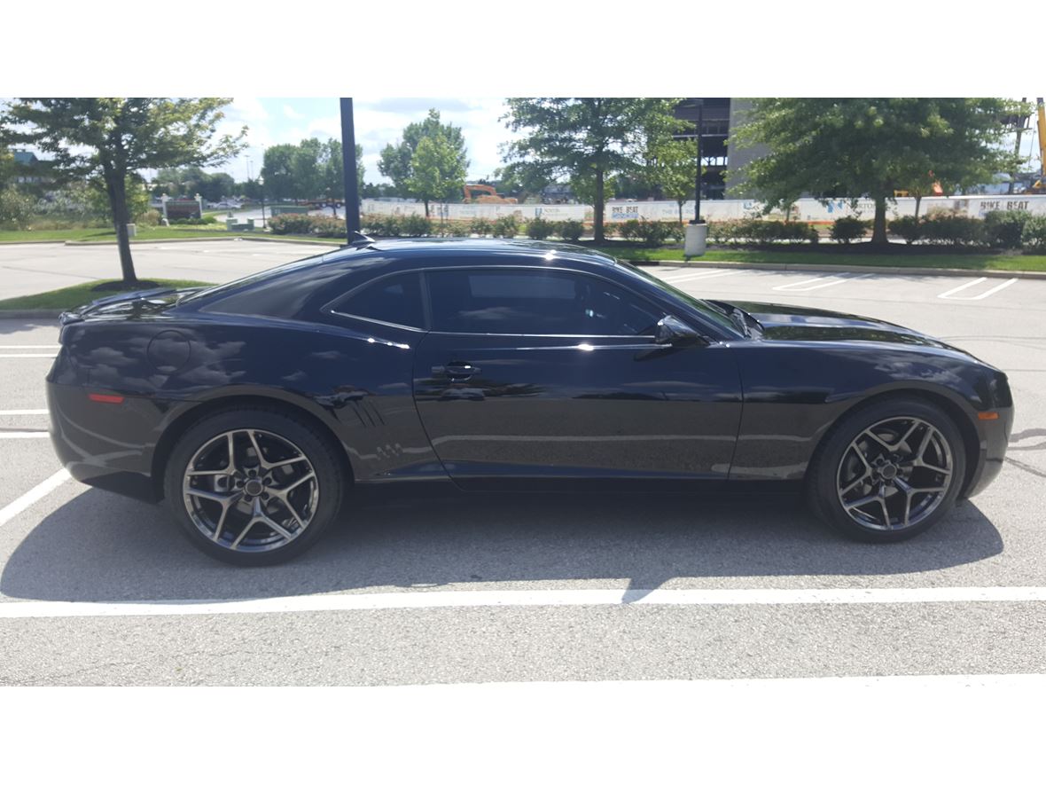 2011 Chevrolet Camaro for sale by owner in Louisville