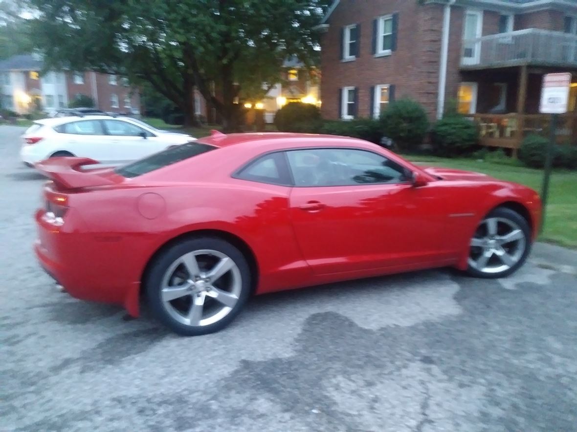 2012 Chevrolet Camaro for sale by owner in Louisville