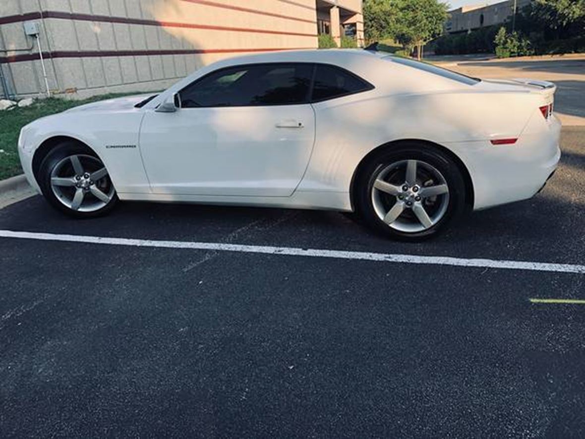 2013 Chevrolet Camaro for sale by owner in Austin