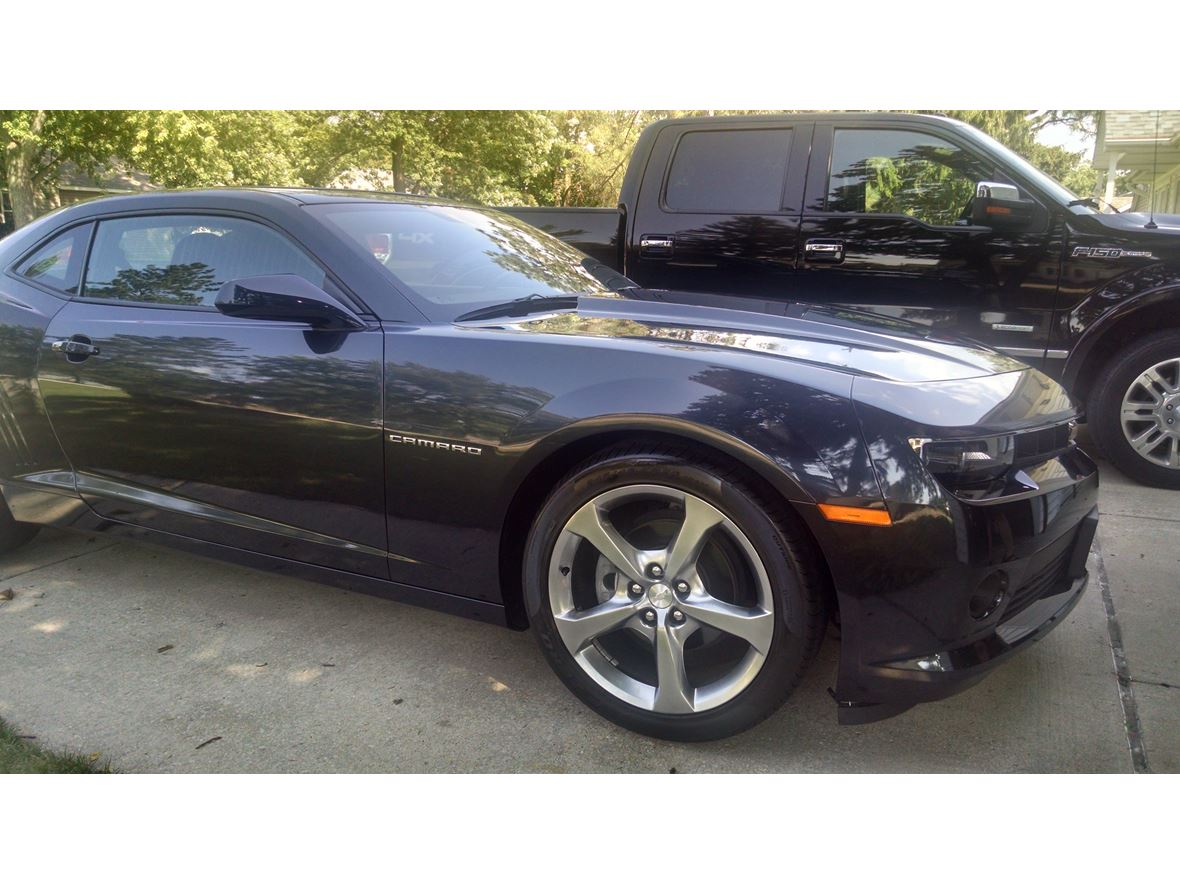 2014 Chevrolet Camaro for sale by owner in Crest Hill