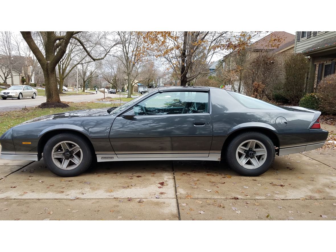 1982 Chevrolet Camaro Z28 for sale by owner in Naperville