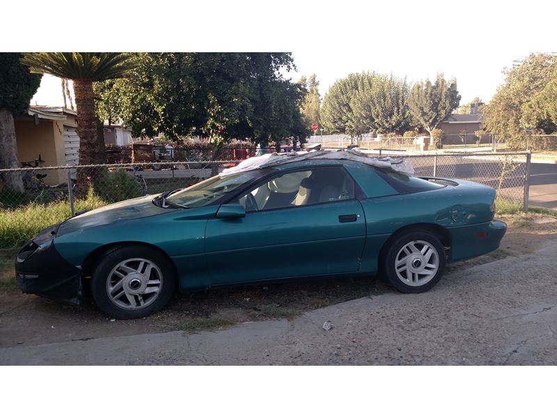 1995 Chevrolet Camero for sale by owner in Bakersfield