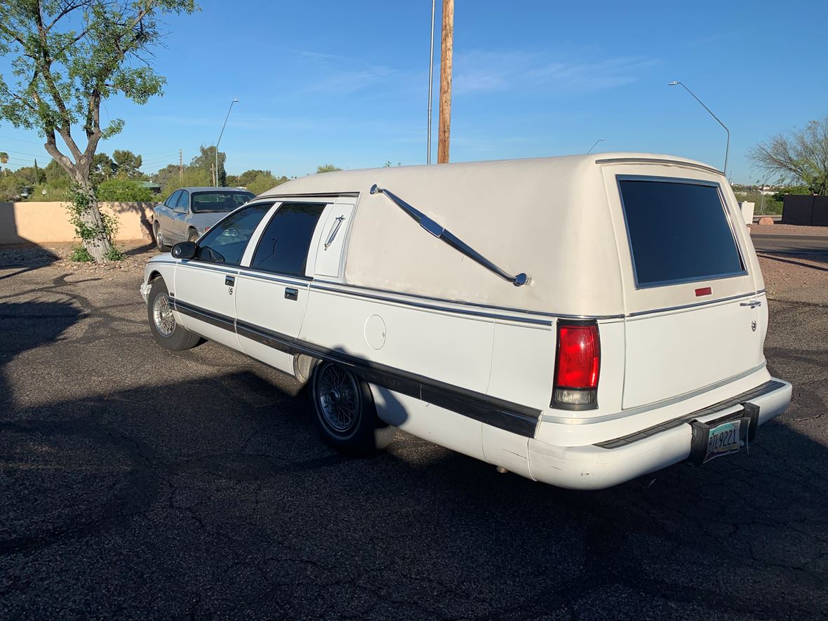 1995 Chevrolet Caprice for sale by owner in Tucson