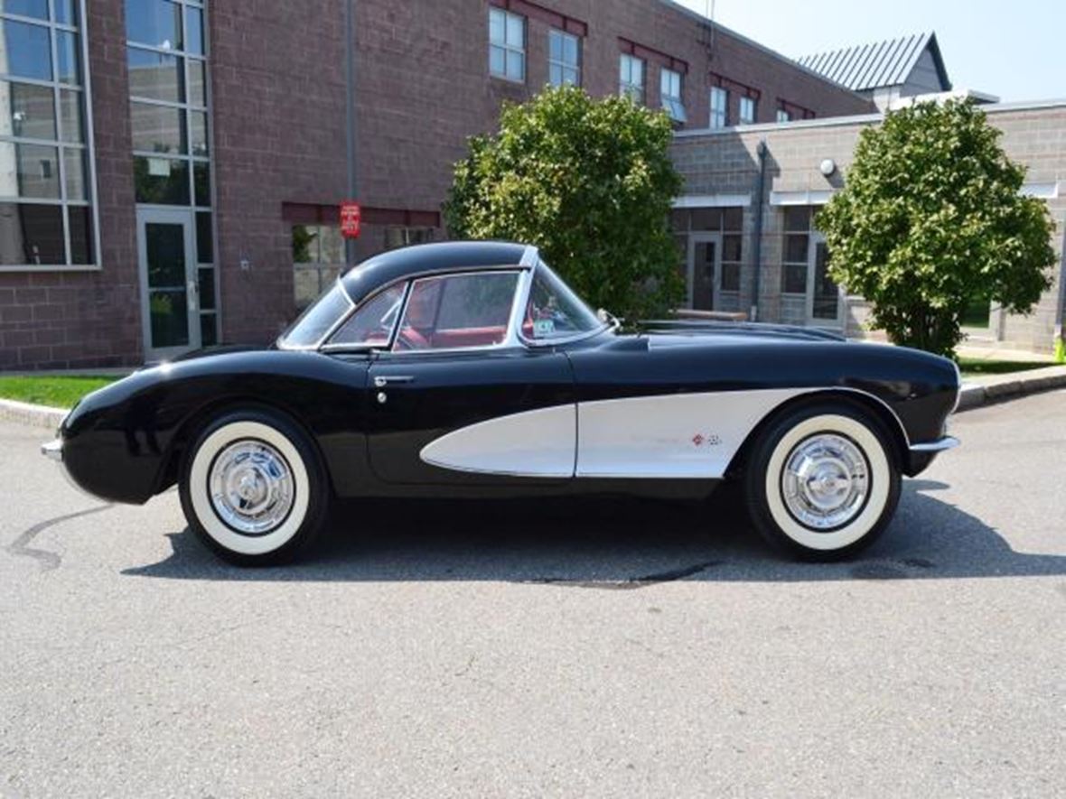 1957 Chevrolet Corvette Antique Car Jesup, IA 50648