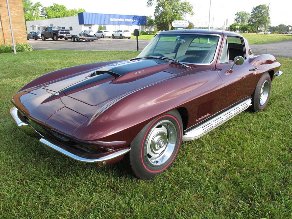 1967 Chevrolet Corvette for sale by owner in Lansing
