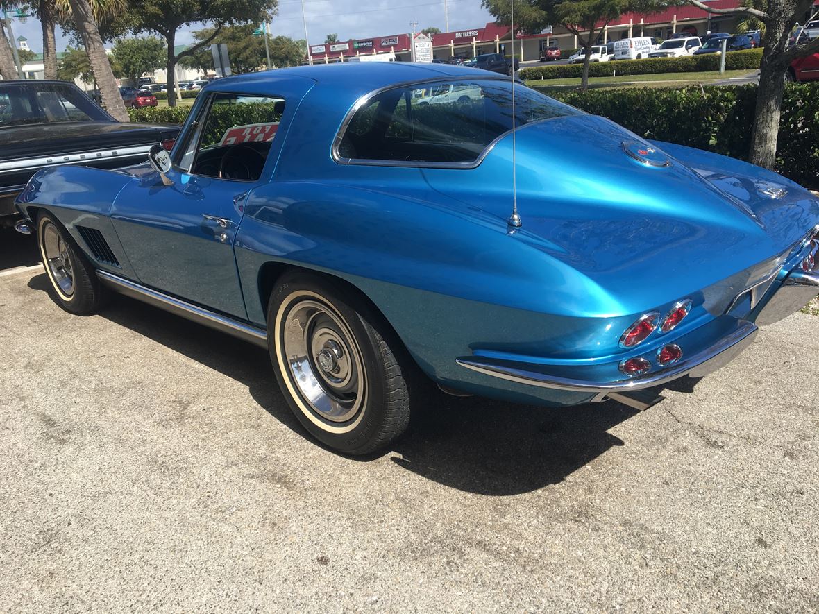 1969 Chevrolet Corvette for sale by owner in Naples