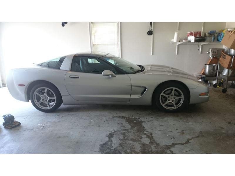 2004 Chevrolet Corvette for sale by owner in Lake Charles