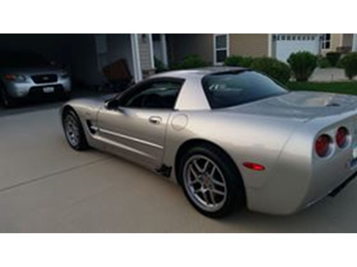 2004 Chevrolet Corvette for Sale by Owner in Algonquin, IL 60102