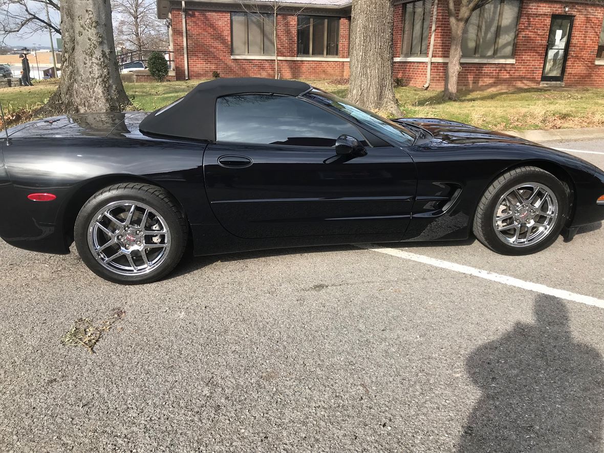 2004 Chevrolet Corvette for sale by owner in Gallatin