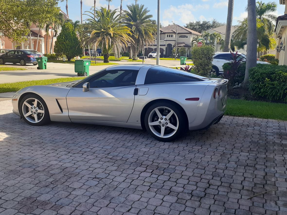 2006 Chevrolet Corvette for sale by owner in Miami
