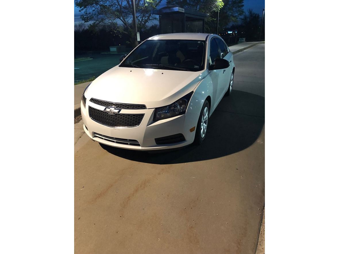 2014 Chevrolet Cruze for sale by owner in Blue Springs