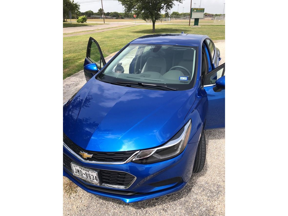 2017 Chevrolet Cruze for sale by owner in Port Lavaca