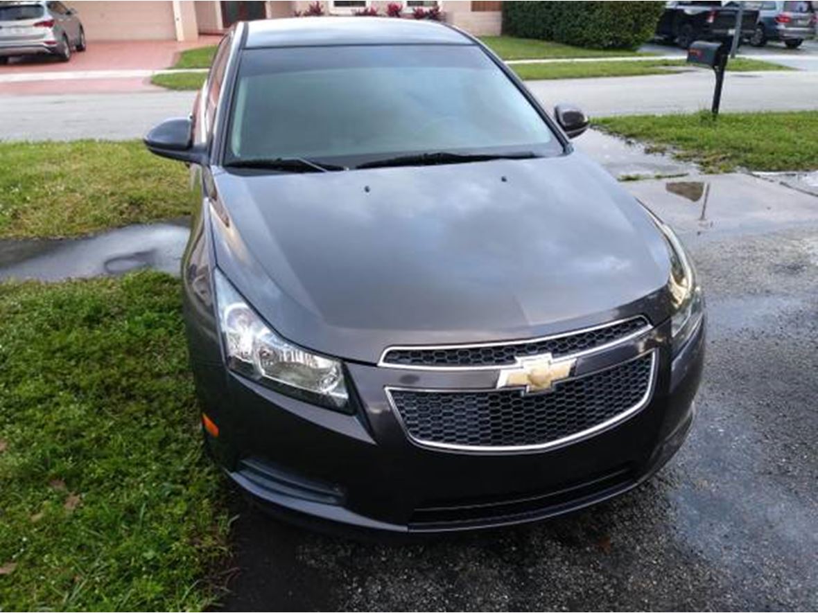 2014 Chevrolet cruze diesel for sale by owner in Hialeah