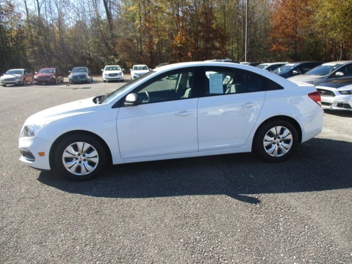 2015 Chevrolet Cruze LS  for sale by owner in Arnold AFB