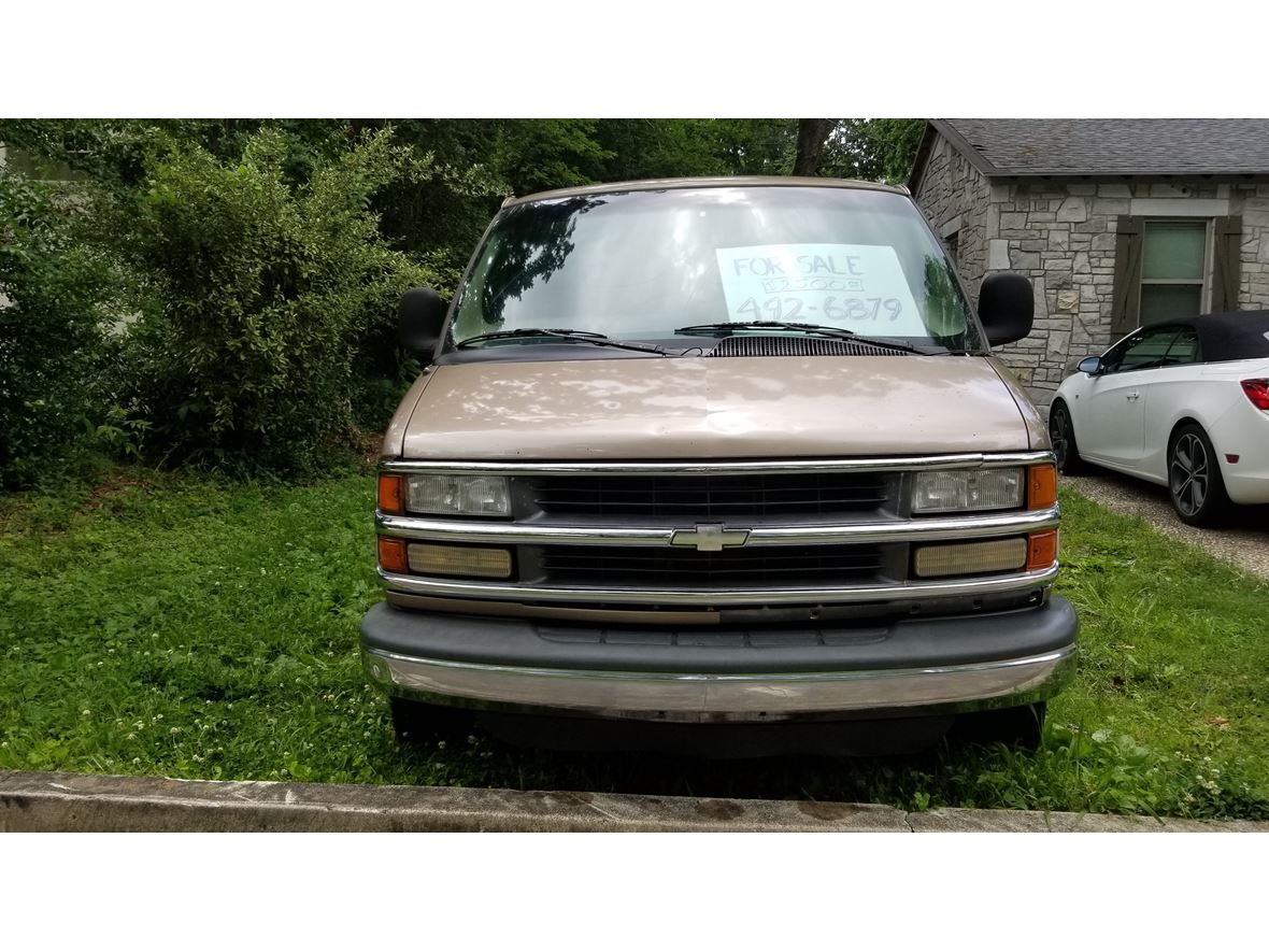 1997 Chevrolet Express for sale by owner in Little Rock