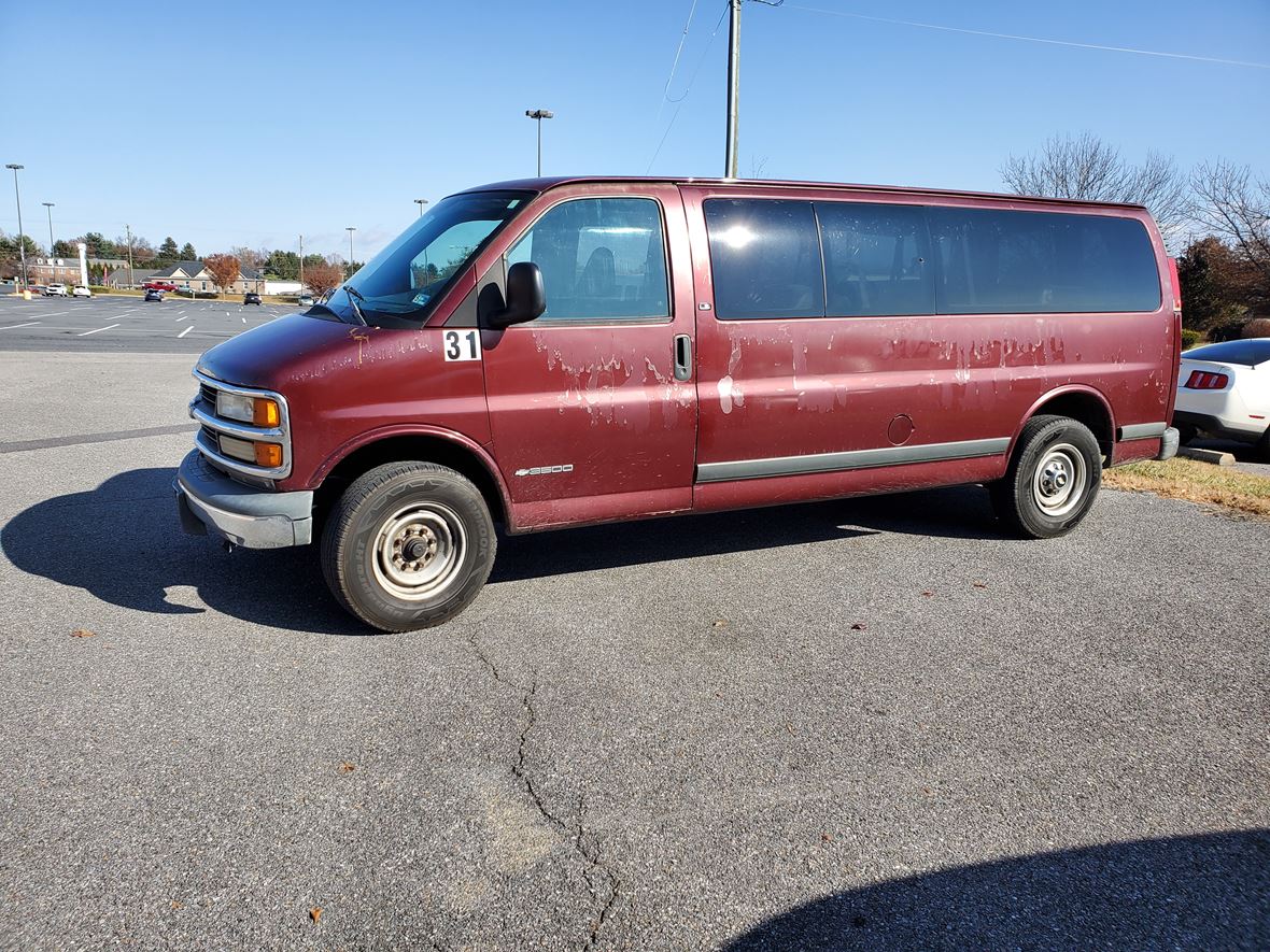 2002 Chevrolet Express for sale by owner in Waynesboro