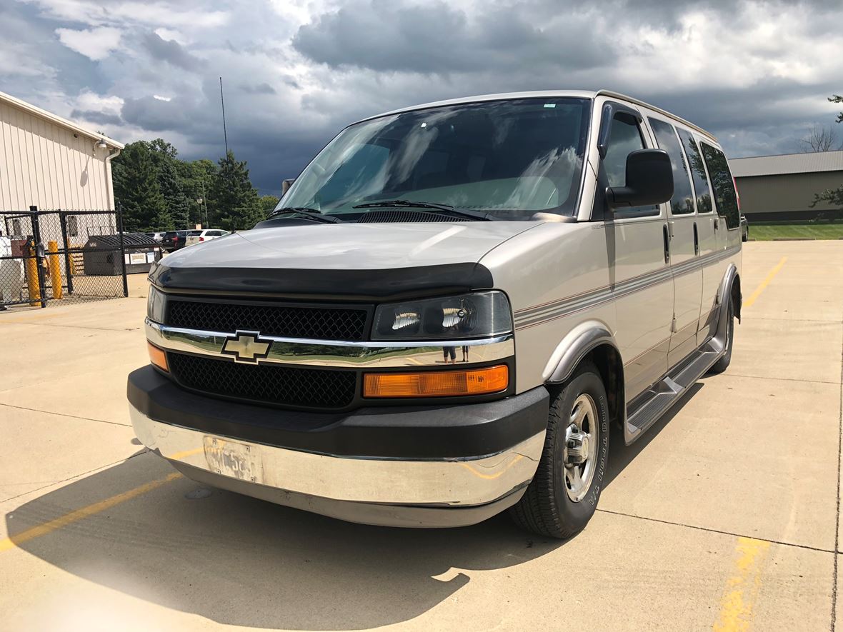 2005 Chevrolet Express for Sale by Owner in Marysville, OH 43040 2005 Chevy Express 1500 Tire Size