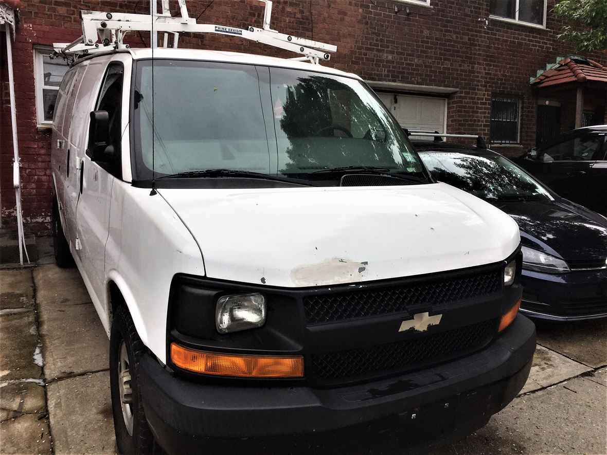 2008 Chevrolet Express Cargo for sale by owner in East Elmhurst