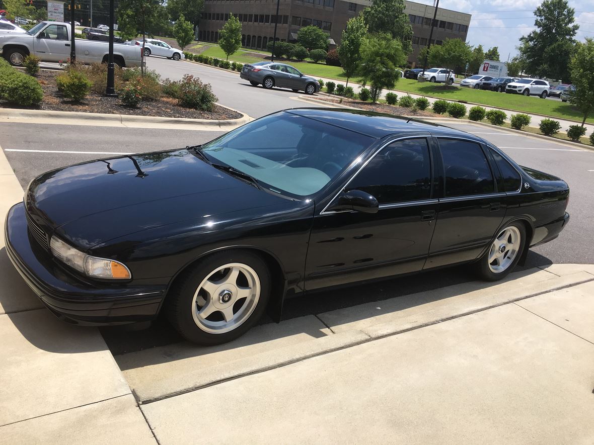 1995 Chevrolet Impala for sale by owner in Fayetteville