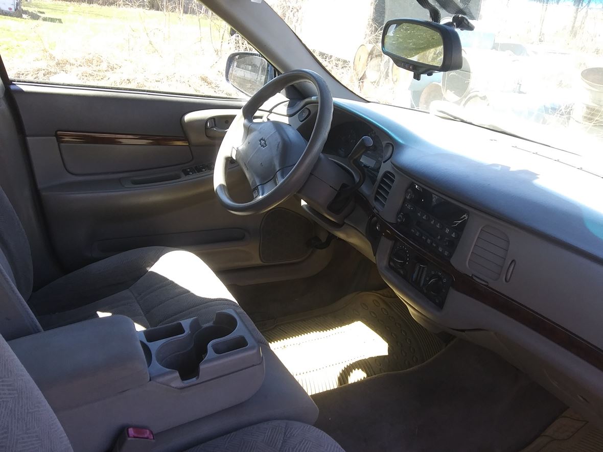 2005 Chevrolet Impala for sale by owner in Niles