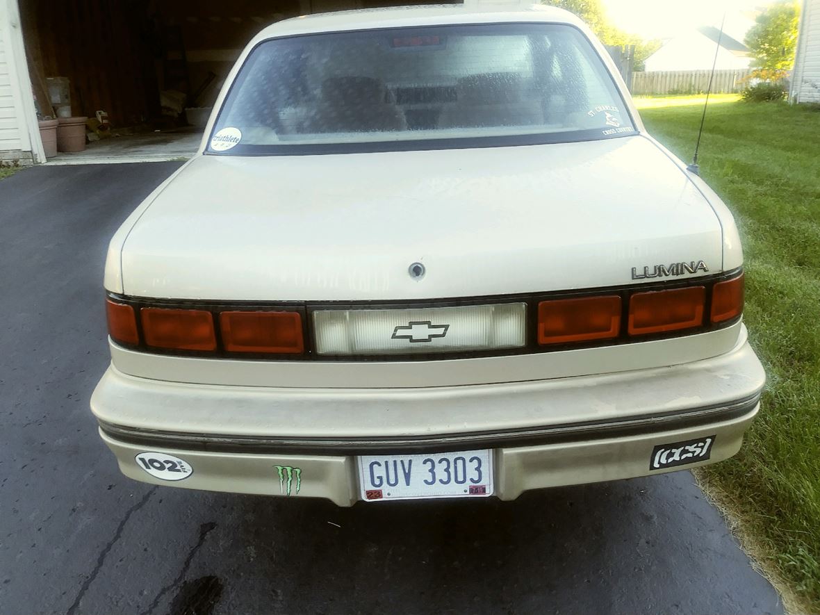 1993 Chevrolet Lumina for sale by owner in Lancaster