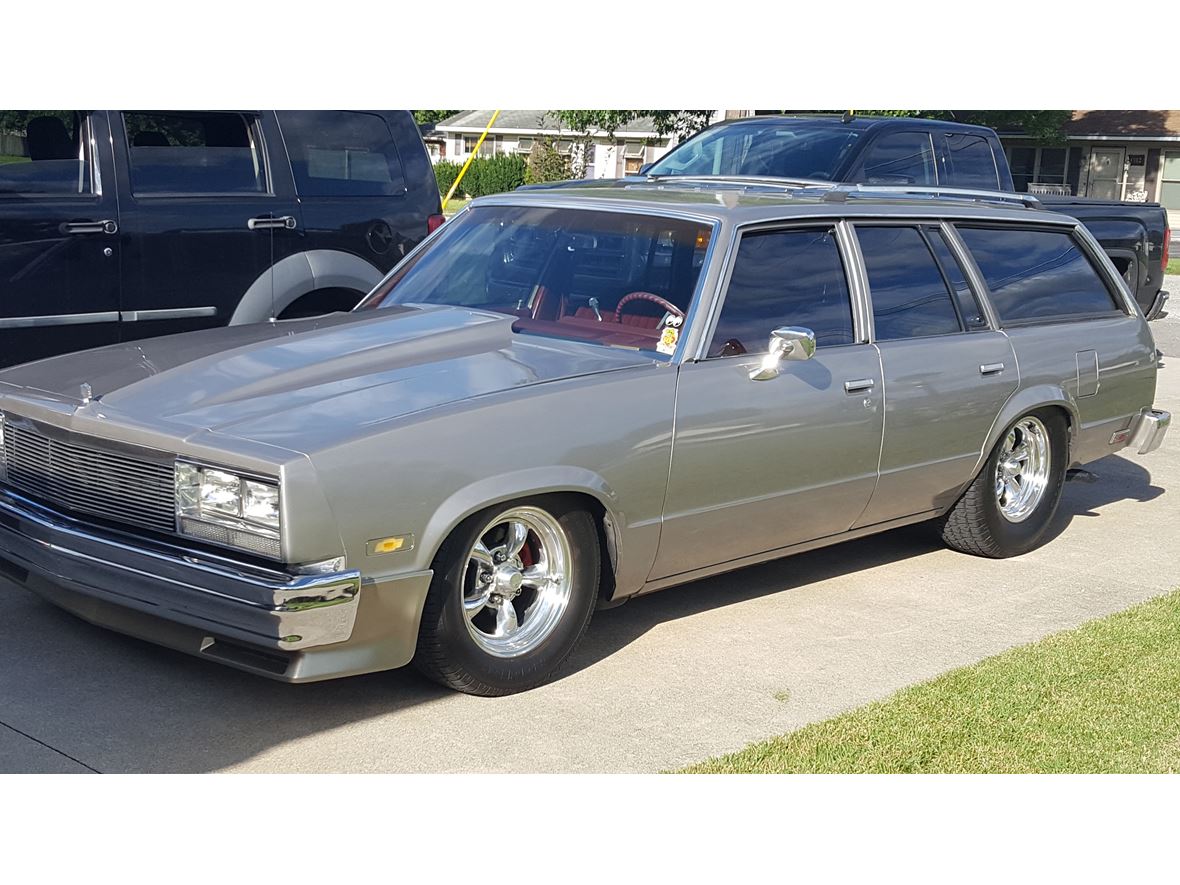 1983 Chevrolet Malibu  for sale by owner in Fort Wayne