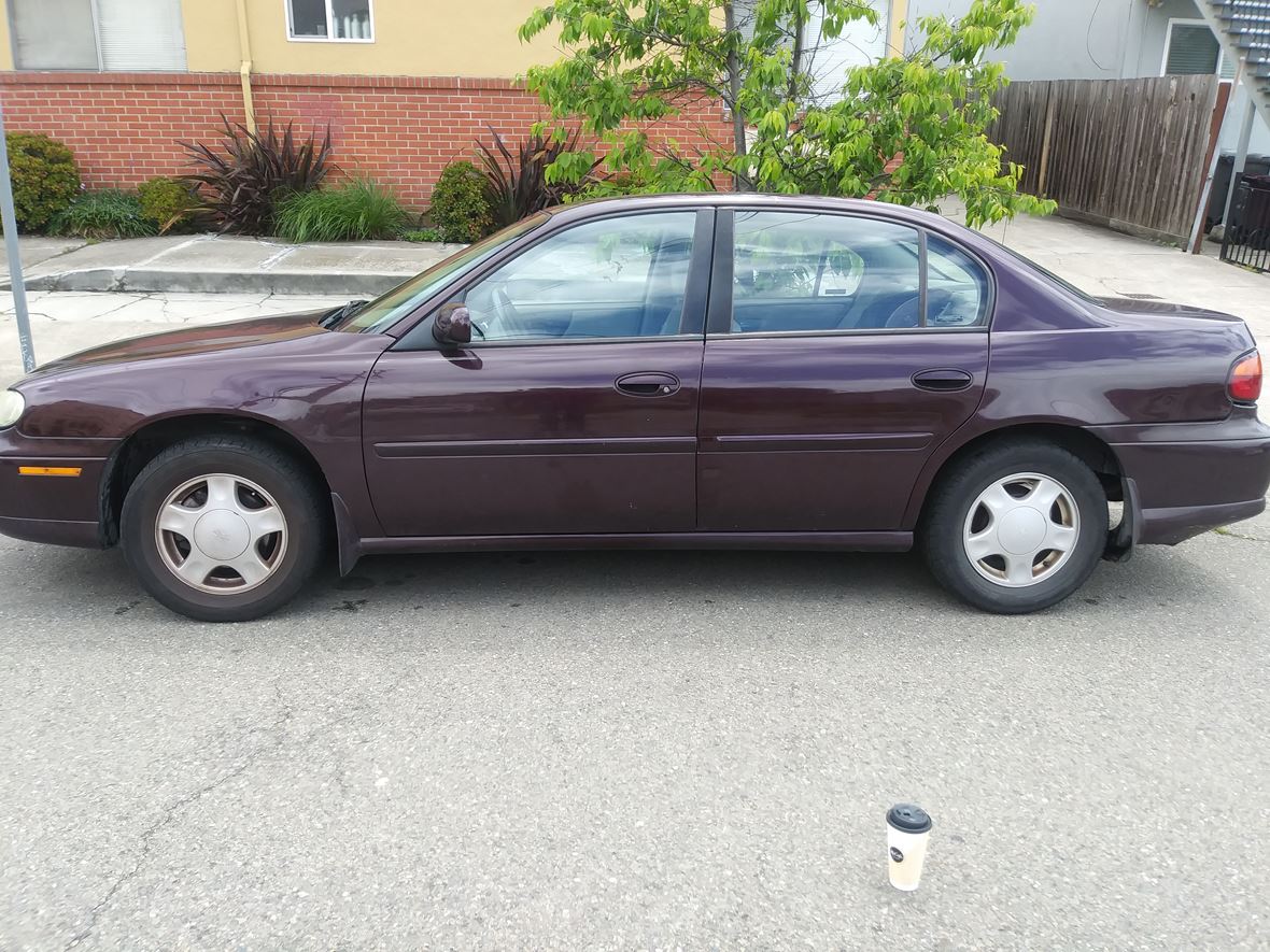 2000 Chevrolet Malibu for sale by owner in Emeryville