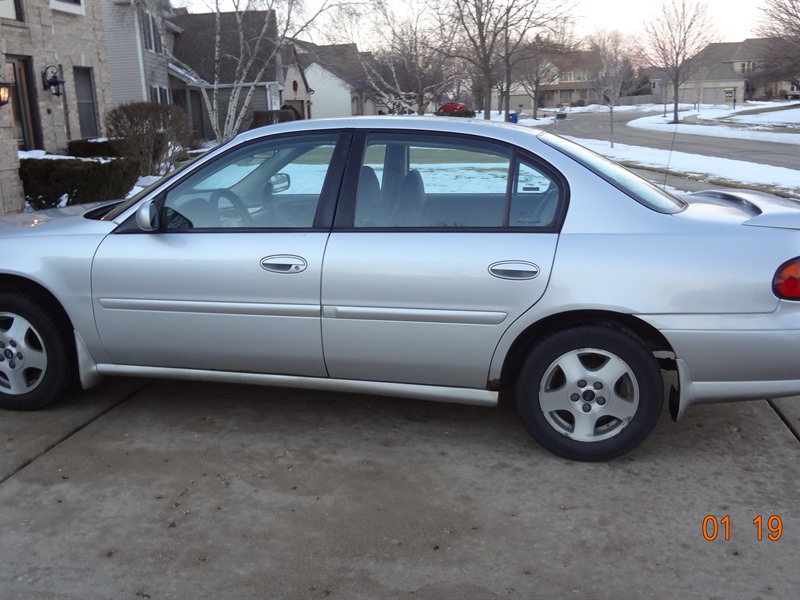 2002 Chevrolet Malibu for sale by owner in ALGONQUIN