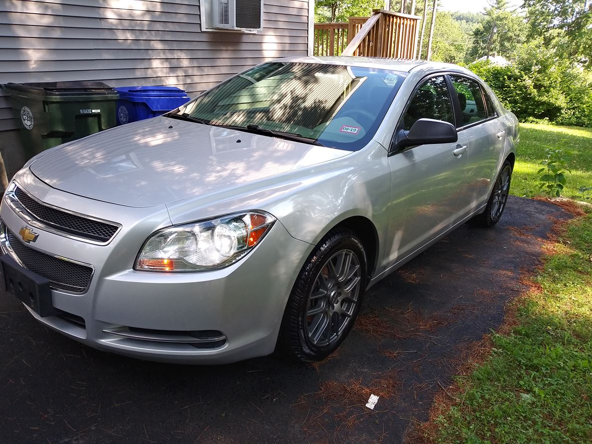 2009 Chevrolet Malibu for sale by owner in Andover