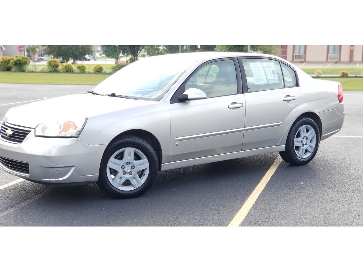 2008 Chevrolet Malibu Classic for sale by owner in Fort Smith