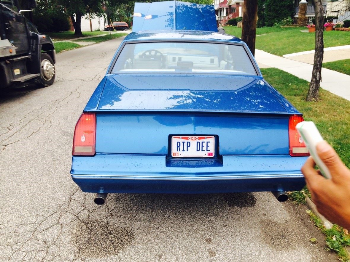 1988 Chevrolet Monte Carlo for sale by owner in Cleveland