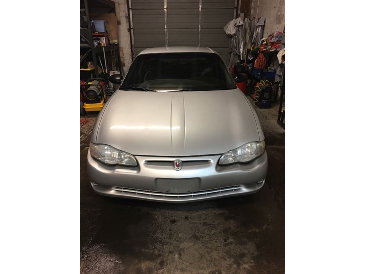 2003 Chevrolet Monte Carlo for sale by owner in Lindenhurst