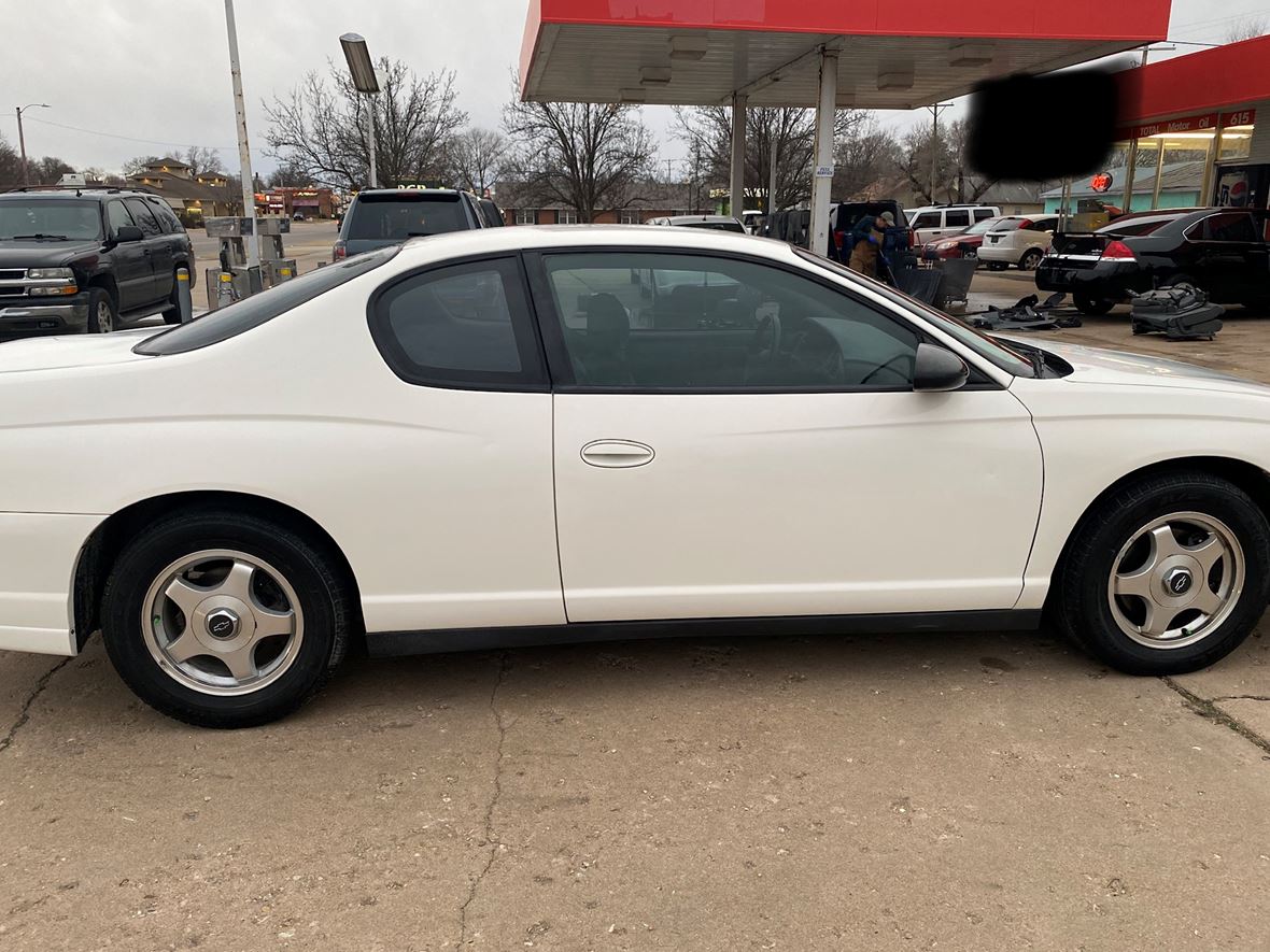 2005 Chevrolet Monte Carlo for sale by owner in Wichita