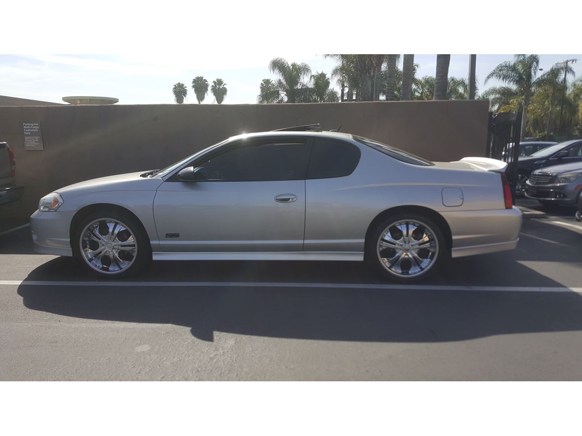2007 Chevrolet Monte Carlo for sale by owner in Pico Rivera