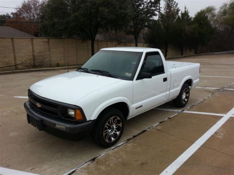 1994 Chevrolet S10 for sale by owner in AUSTIN