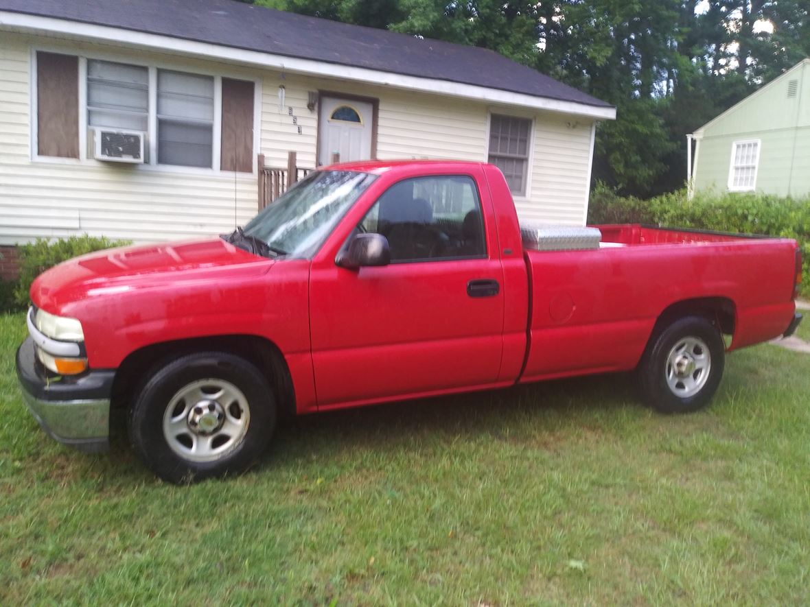 2002 Chevrolet Silverado  for sale by owner in North Augusta