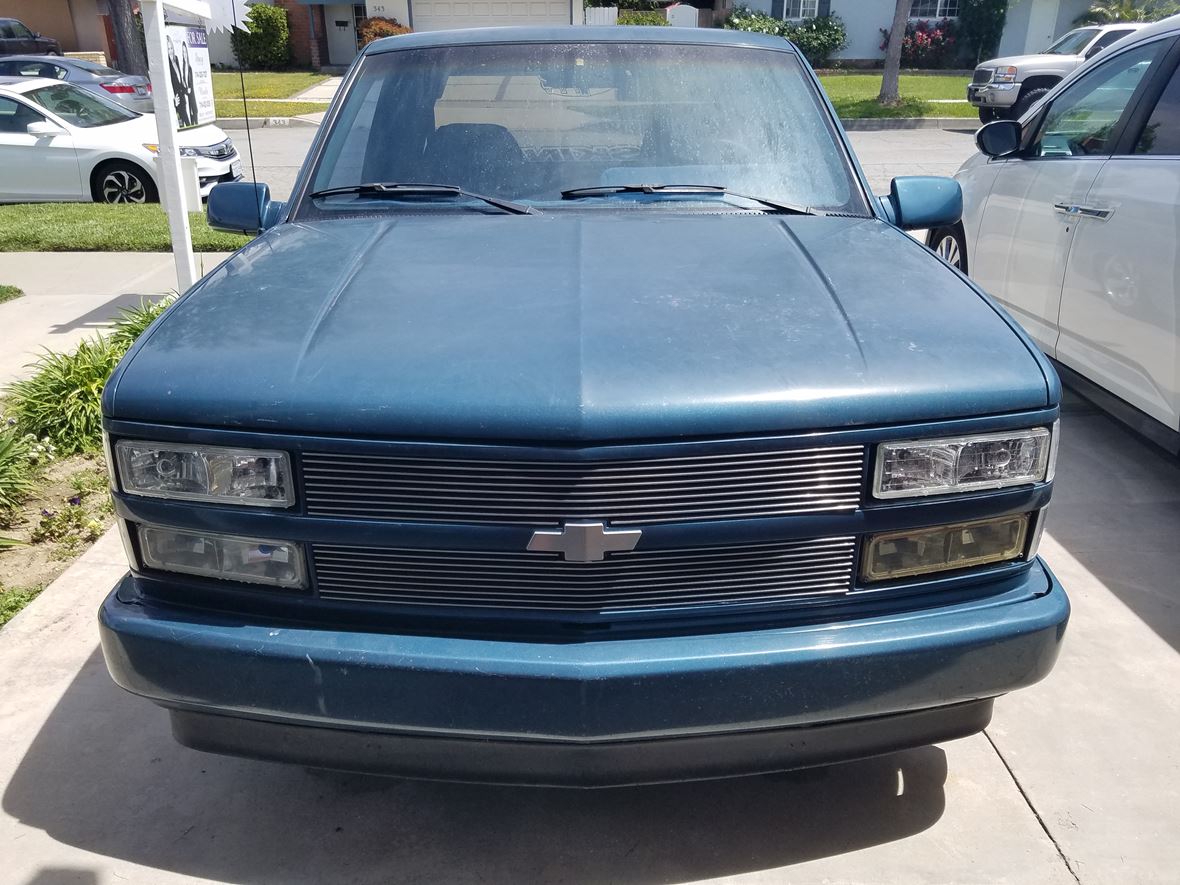 1992 Chevrolet Silverado 1500 for sale by owner in Orange