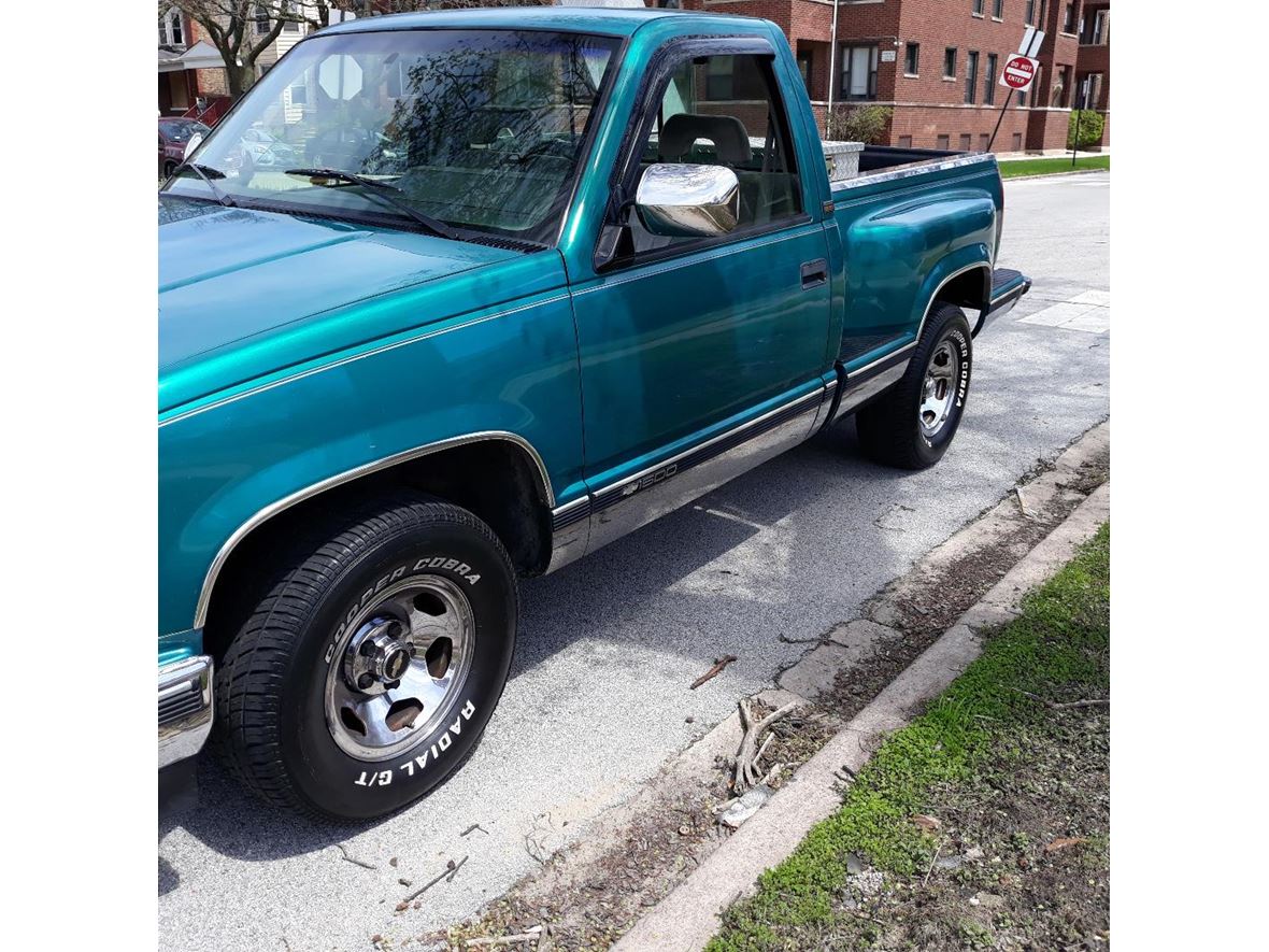 1994 Chevrolet Silverado 1500 for sale by owner in Riverdale