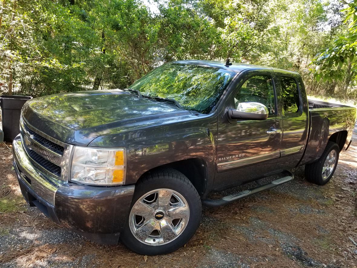 2010 Chevrolet Silverado 1500 for sale by owner in Mobile