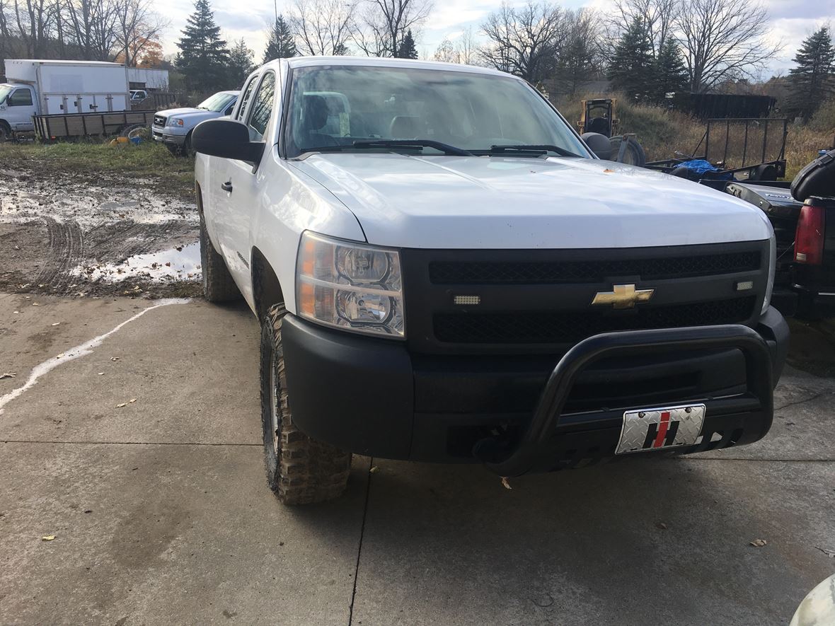 2011 Chevrolet Silverado 1500 for sale by owner in Lapeer