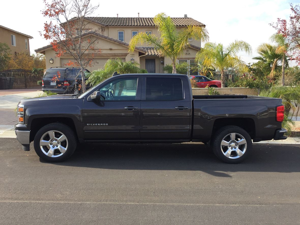 2015 Chevrolet Silverado 1500 for sale by owner in Norco