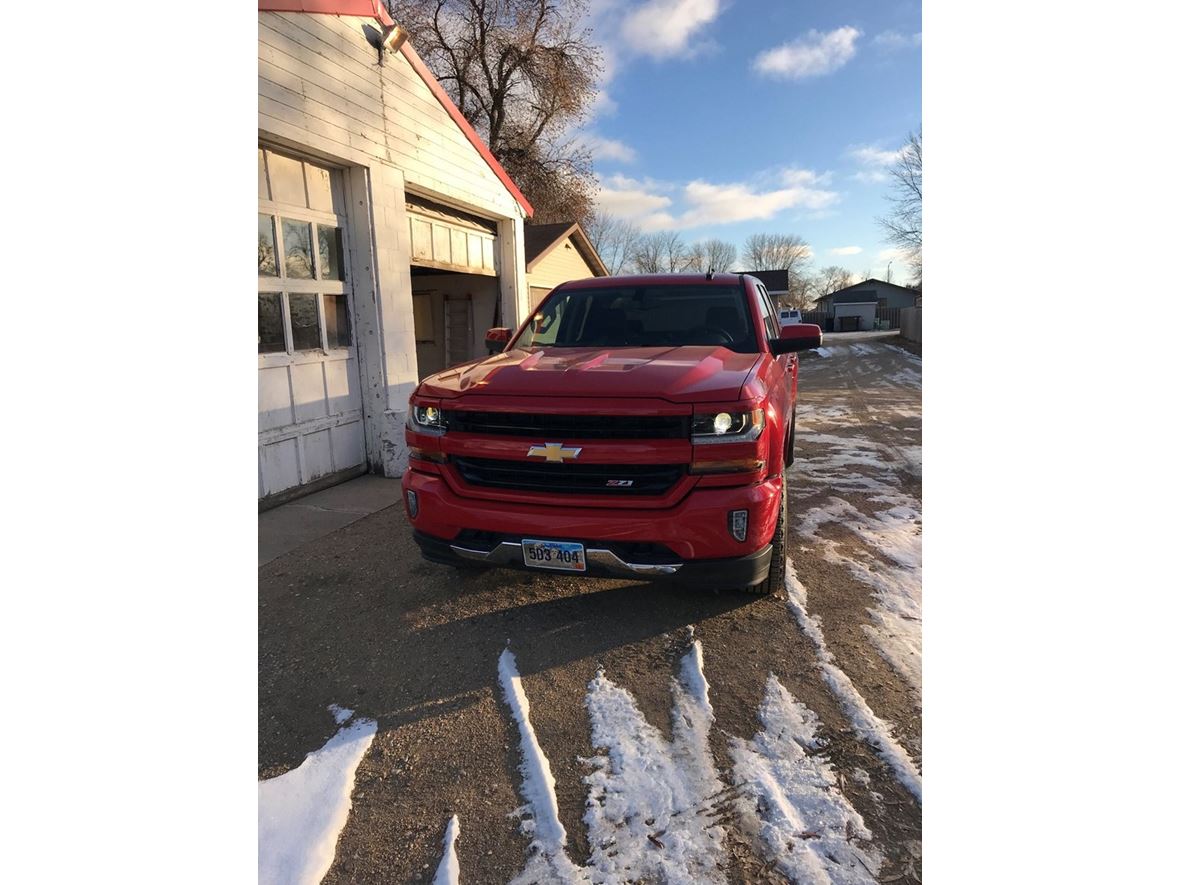 2017 Chevrolet Silverado 1500 for sale by owner in Watertown